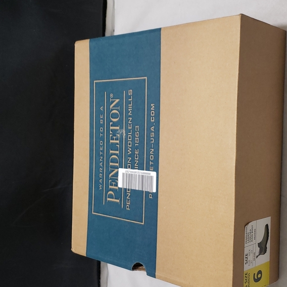 Pendleton Fur Lined Chelsea Olive Ankle Rubber Rainboots NIB - Picture 7 of 8